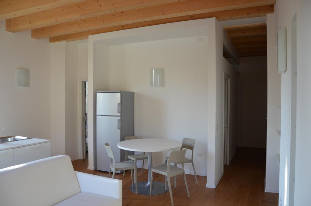 Palazzo Oltre Apartment Арко Стая снимка