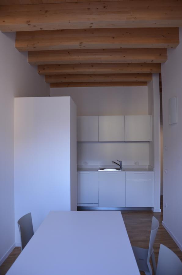 Palazzo Oltre Apartment Арко Екстериор снимка