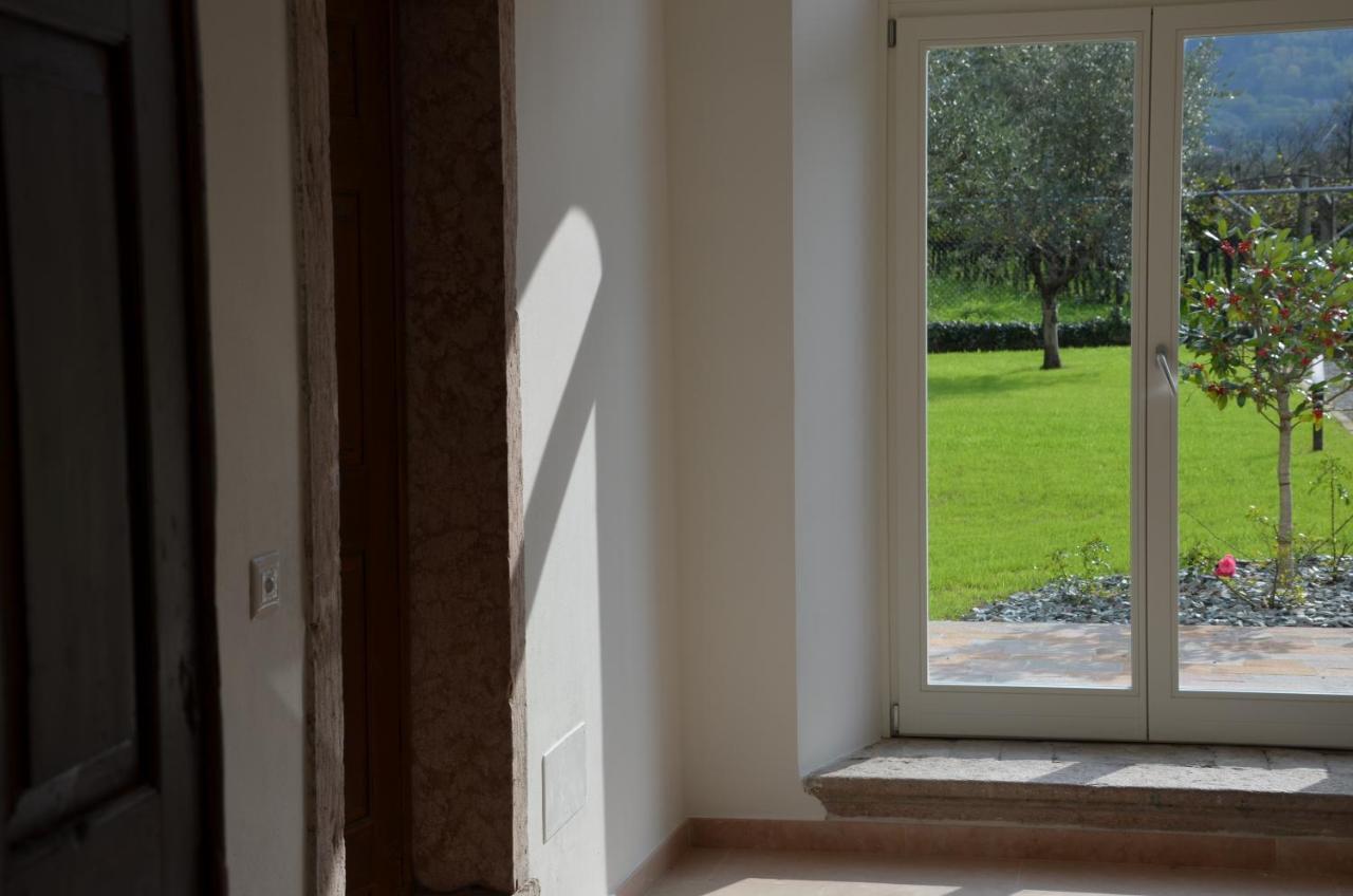 Palazzo Oltre Apartment Арко Екстериор снимка